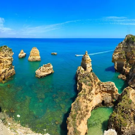 B22 - Rising Sun 2 Bed Flat