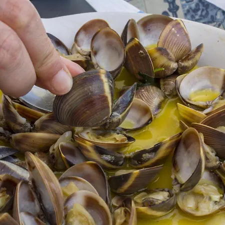 B22 - Rising Sun 2 Bed Flat * Lagos