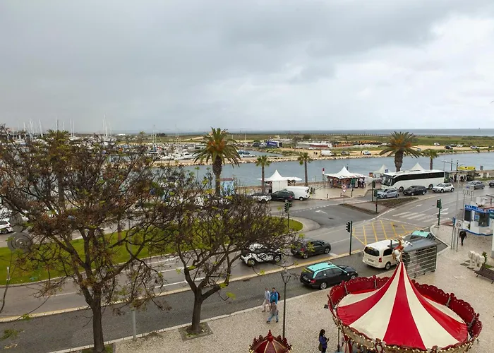 B22 - Rising Sun 2 Bed Flat Lägenhet *