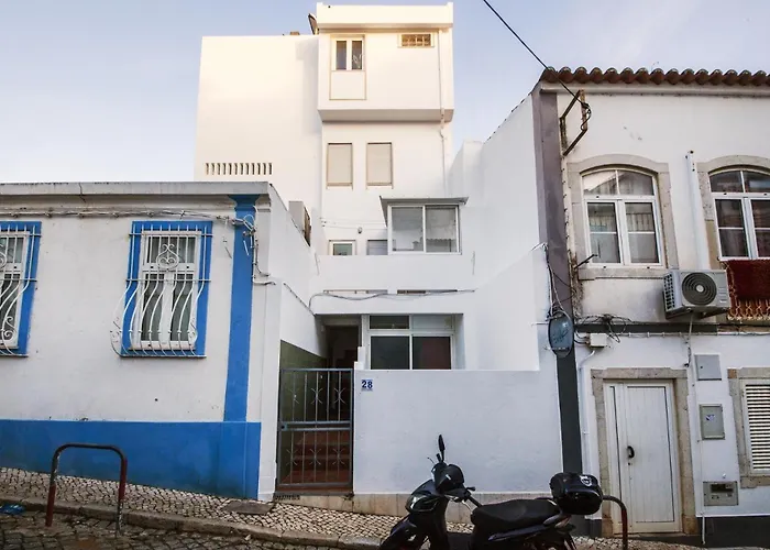 B22 - Rising Sun 2 Bed Flat Lägenhet Lagos