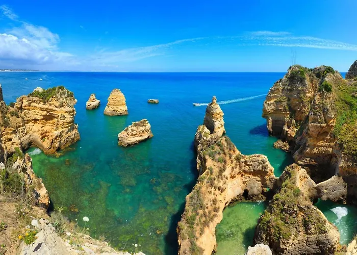 B22 - Rising Sun 2 Bed Flat