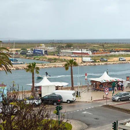 B22 - Rising Sun 2 Bed Flat Apartamento *